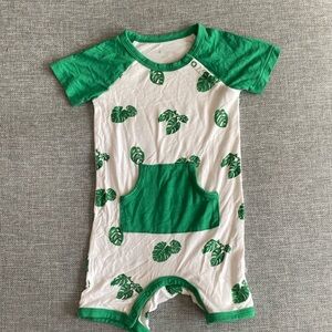 Kyte Baby Monstera Shortall Romper Size 12-18month